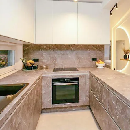 Apartament Lovely Apartment In Pakostane With House Sea View