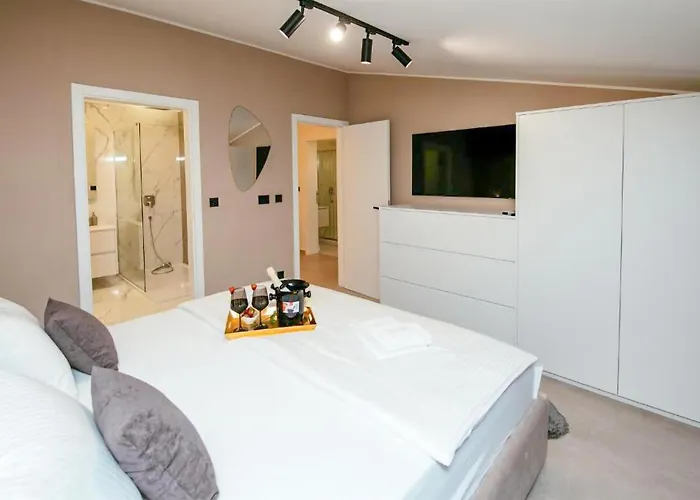 Apartman Lovely In With Wi-fi